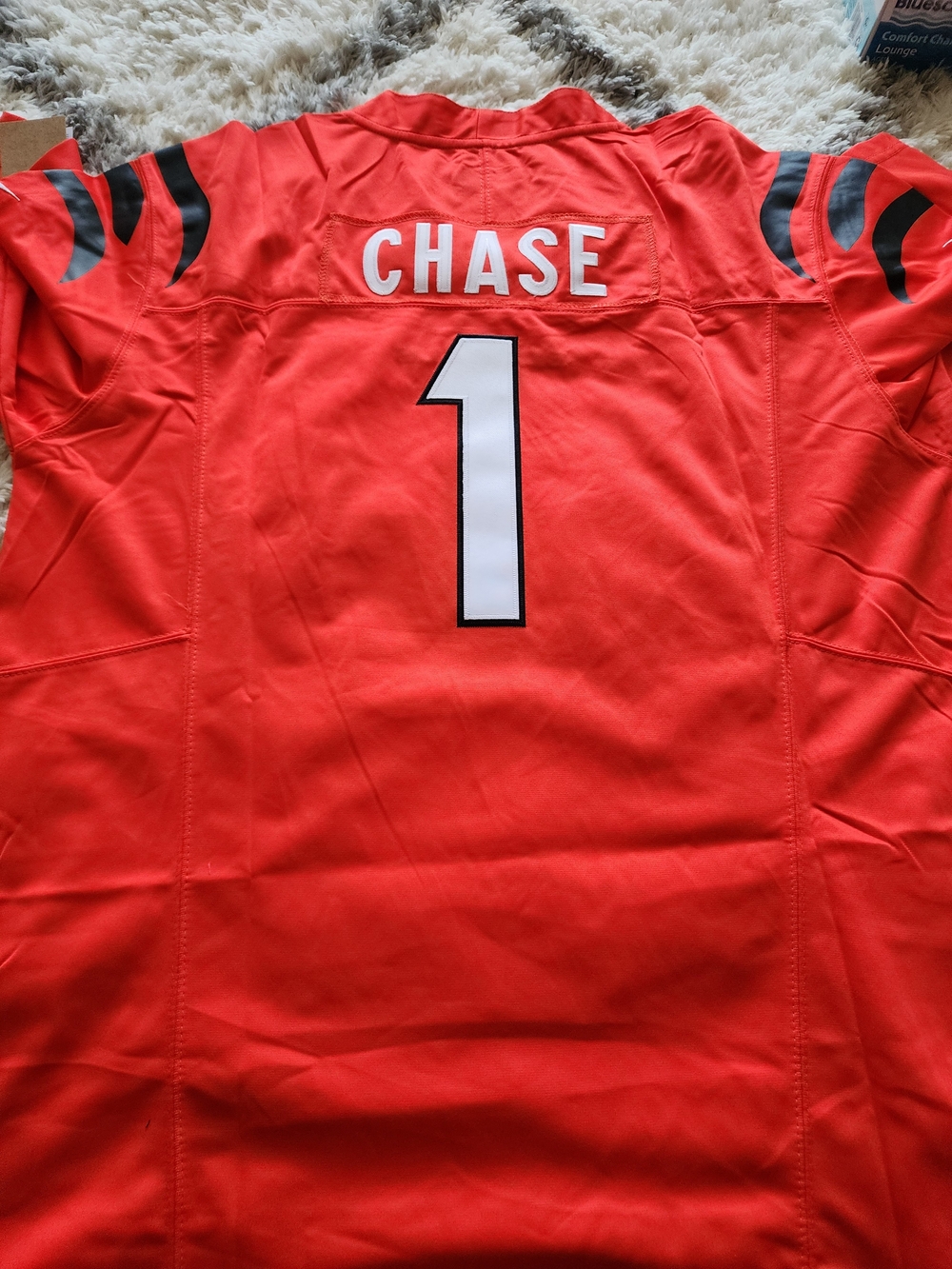 FOOTBALL JERSEY
